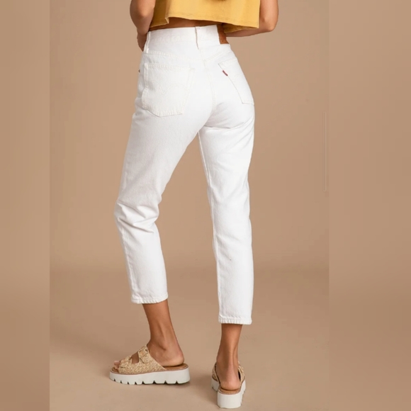 Levi's Premium 501 S White Distressed Jeans in Don't Mind if I do White - Picture 5 of 16